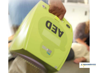 ZOLL AED PLUS (HALF-AUTO)